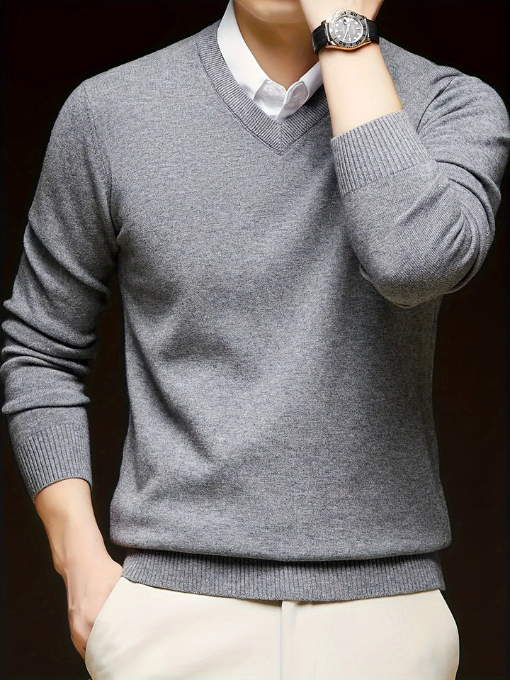 Elegancki sweter z dekoltem V