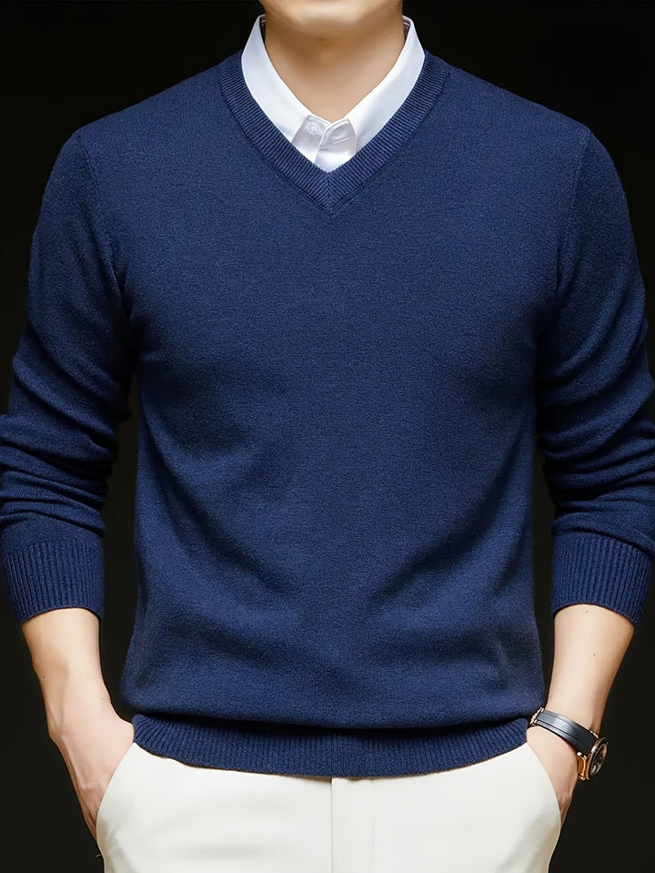 Elegancki sweter z dekoltem V