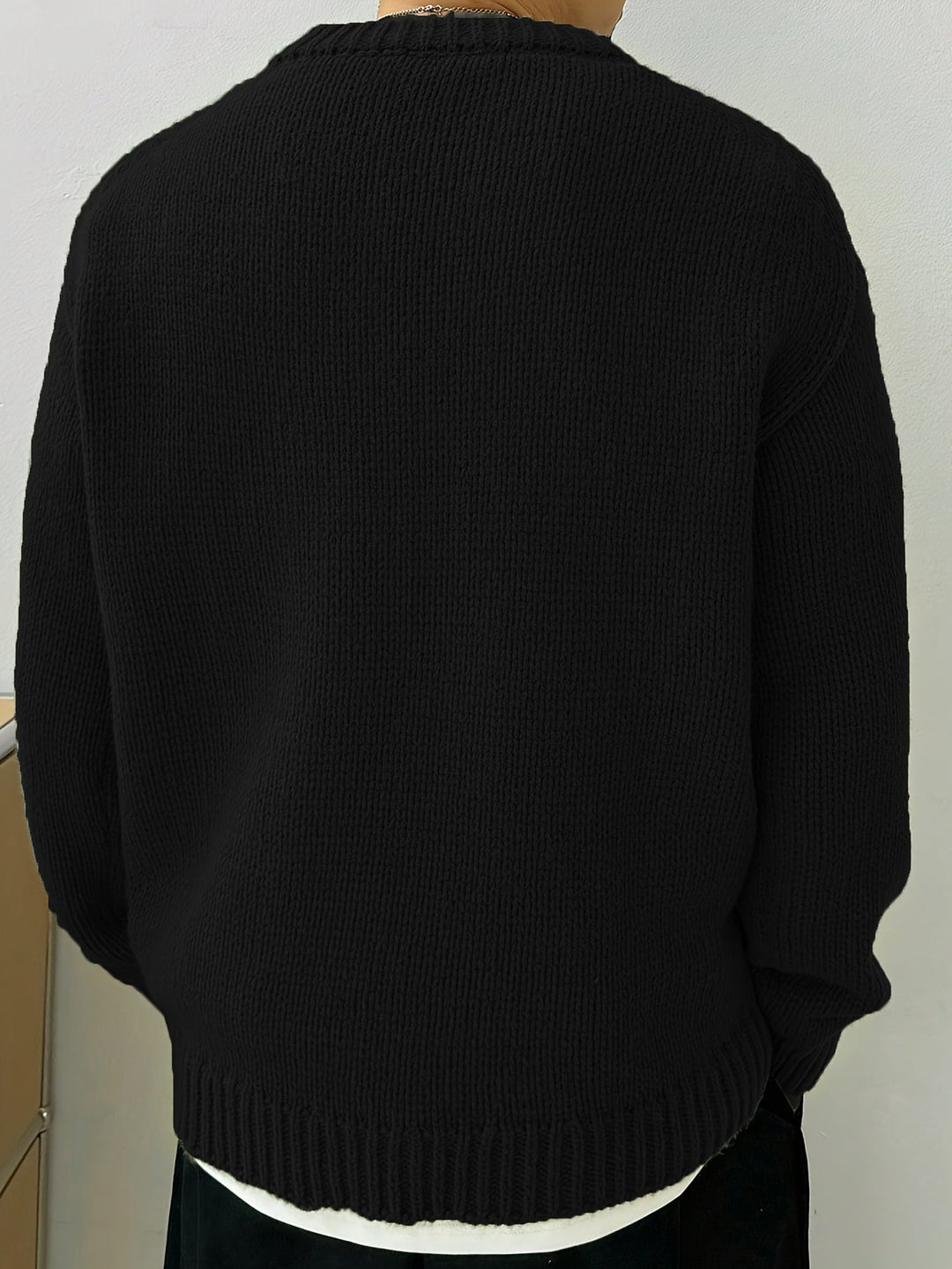 Swobodny Drop-Shoulder sweter