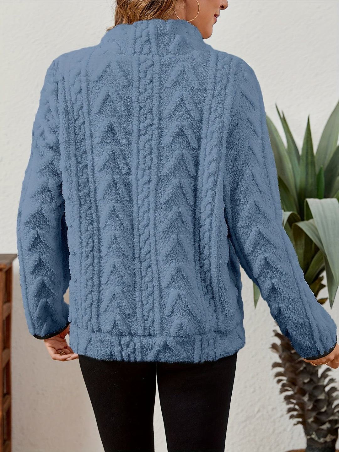 Przytulny zamek 1/2 sweter