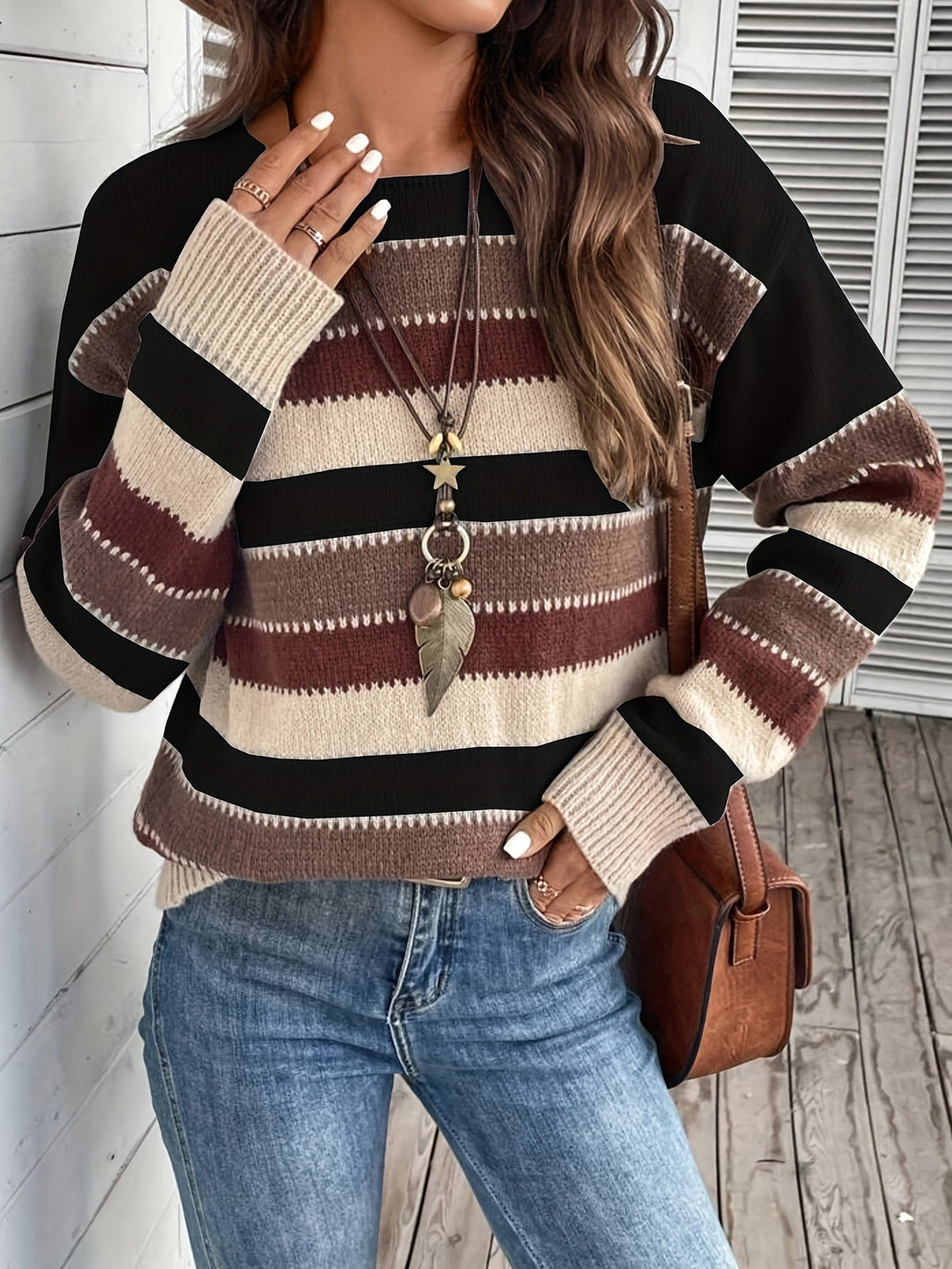 Przytulny w paski Round-Neck sweter