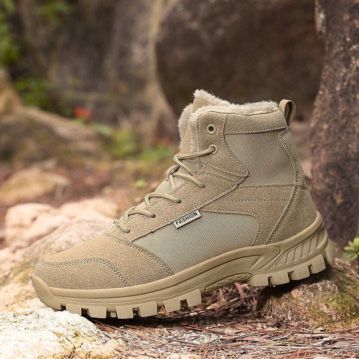 Solidny Trail buty