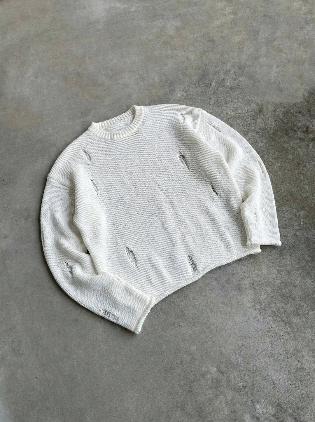 Sweter Oversize z Dziurami - Biały