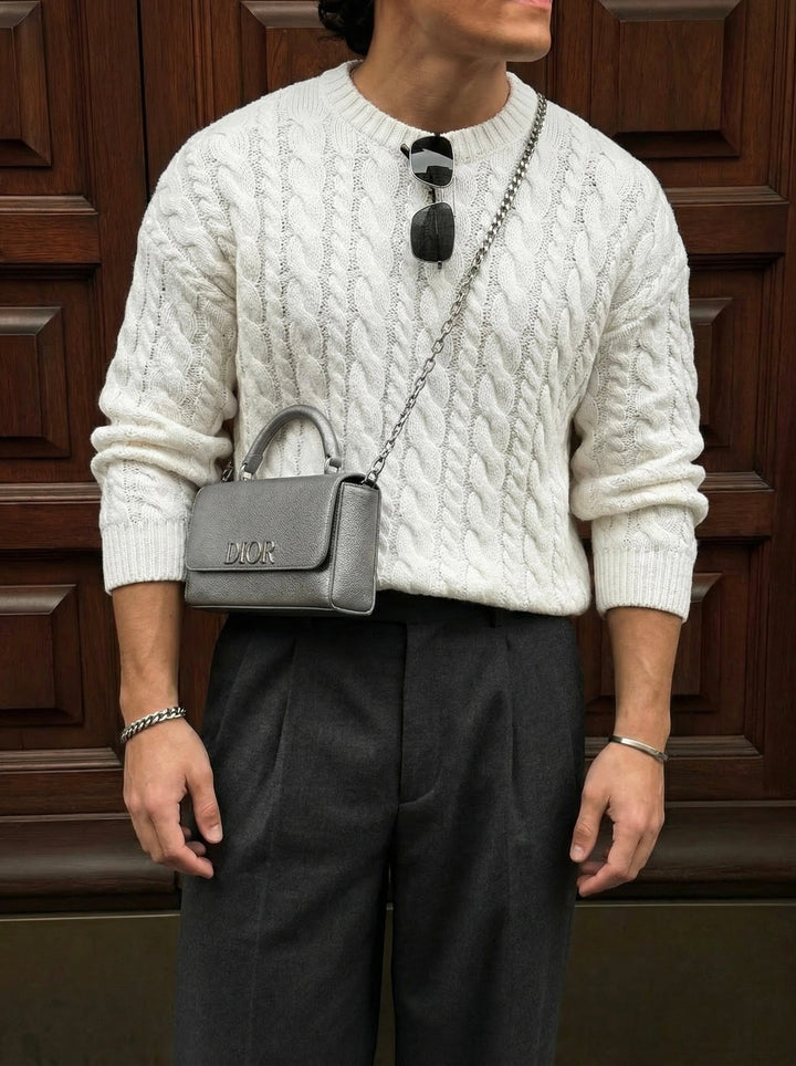 Sweter Oversize z Plecionką - Biały