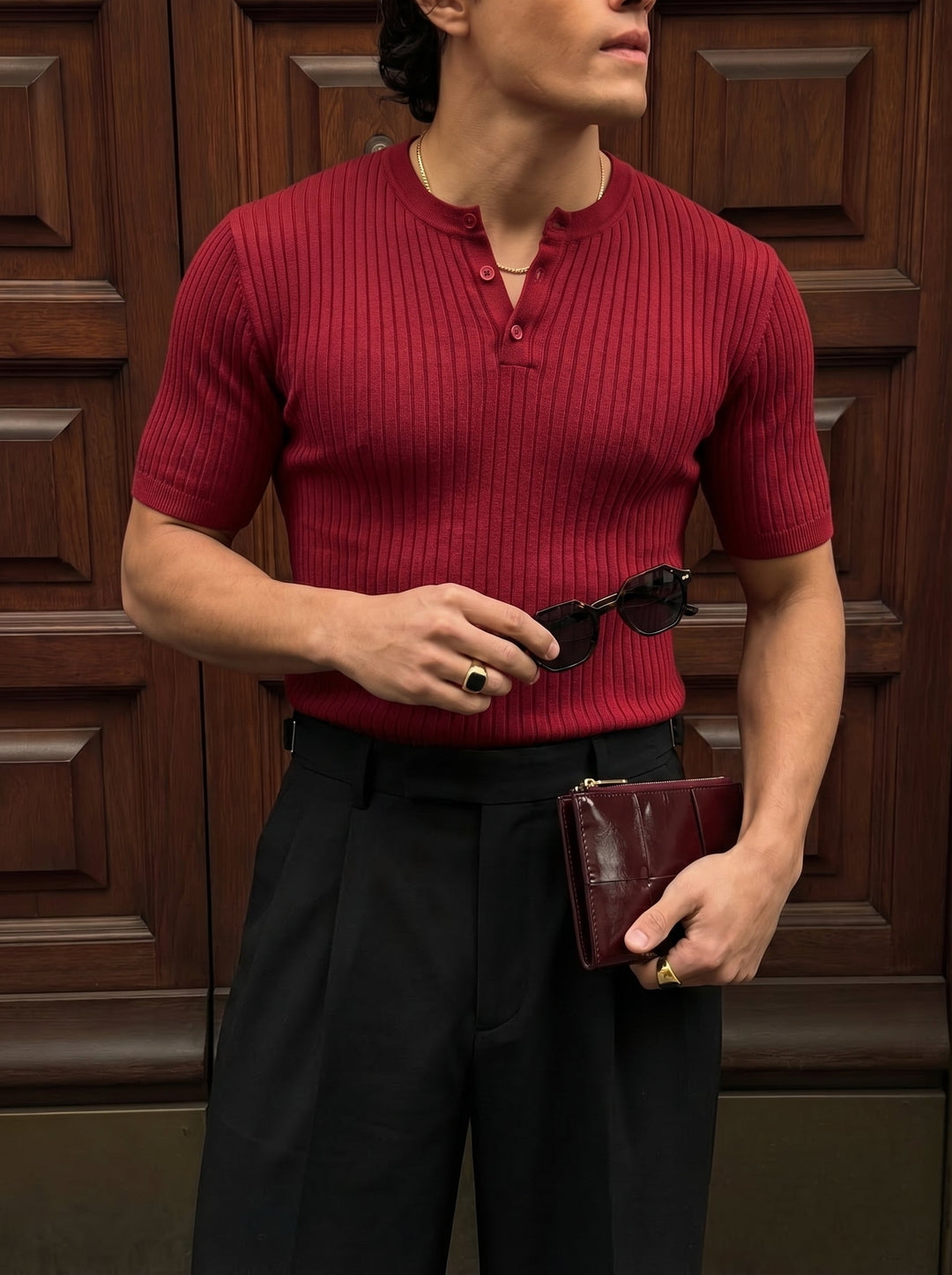 T-shirt Slim Fit z guzikiem - Bordeaux