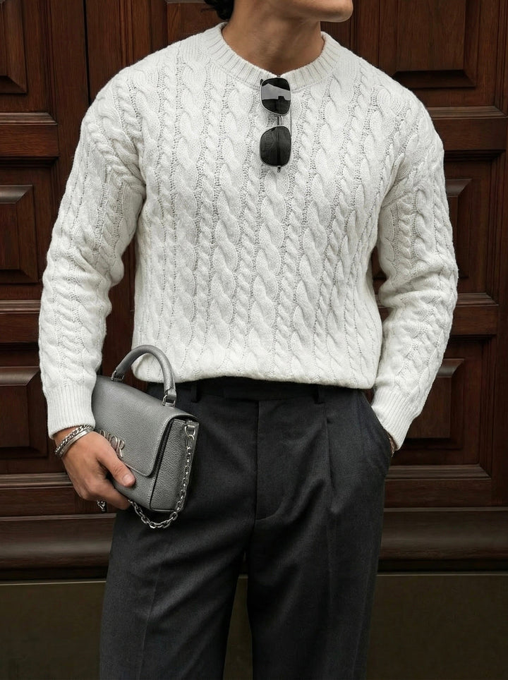 Sweter Oversize z Plecionką - Biały