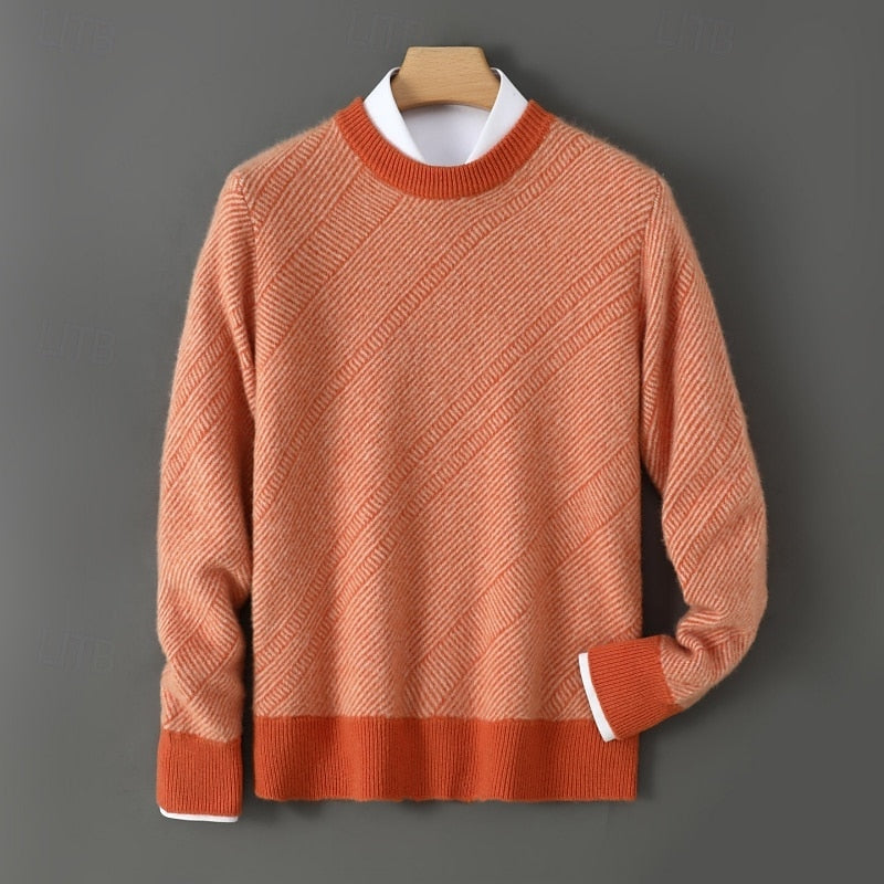 Fakturowany sweter z okrągłym dekoltem