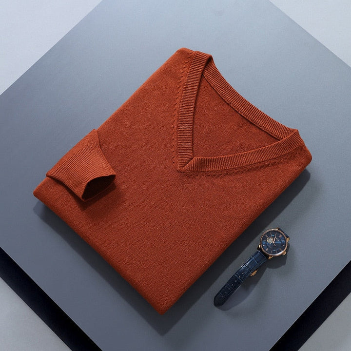 Elegancki sweter z dekoltem V